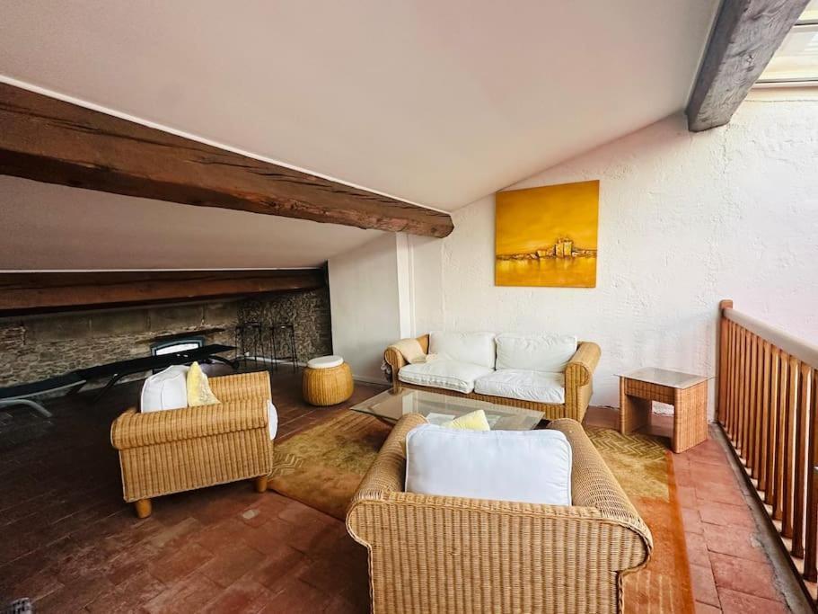 La Majestueuse Cite Apartment การ์กาซอน ภายนอก รูปภาพ